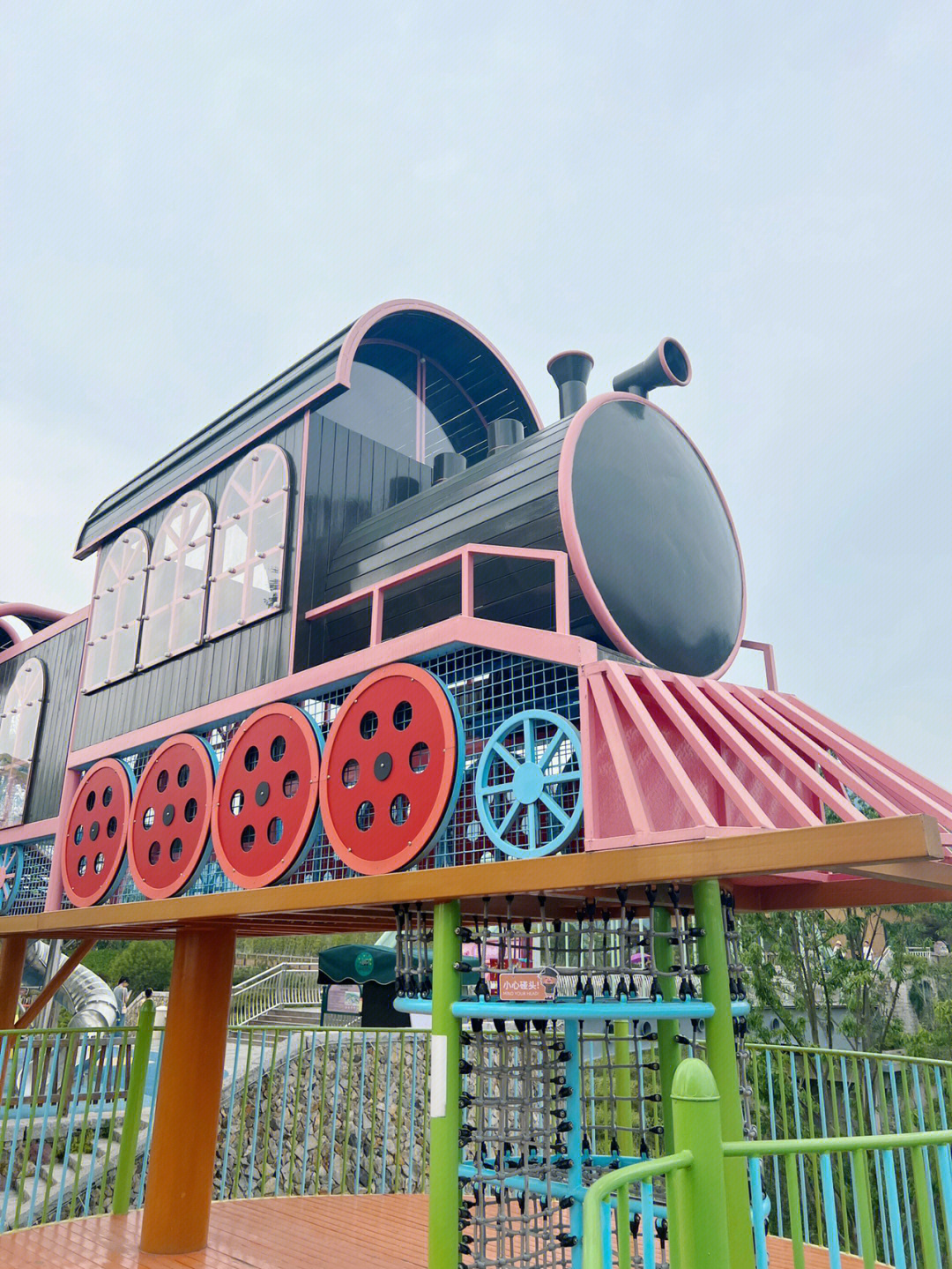 彭州小火车乐园图片
