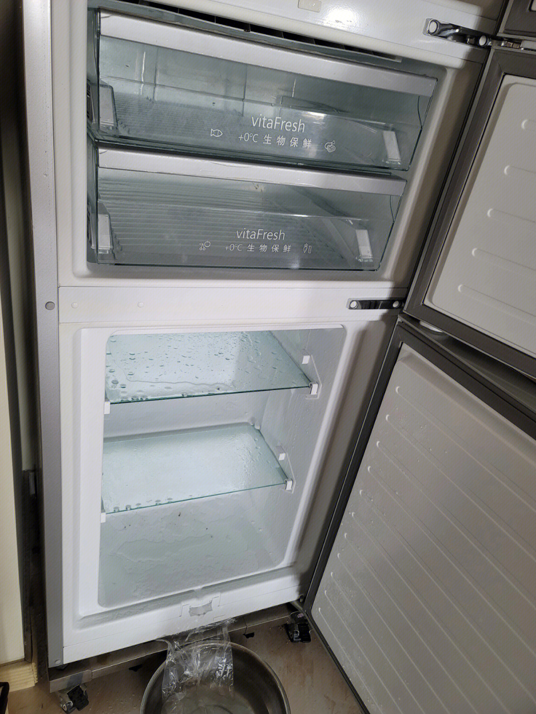 关于如何拆卸清理西门子冰箱的抽屉