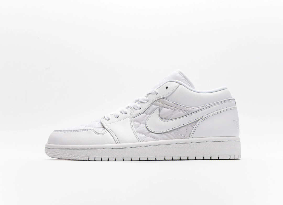 triple white aj1 乔1全白 低帮篮球鞋 