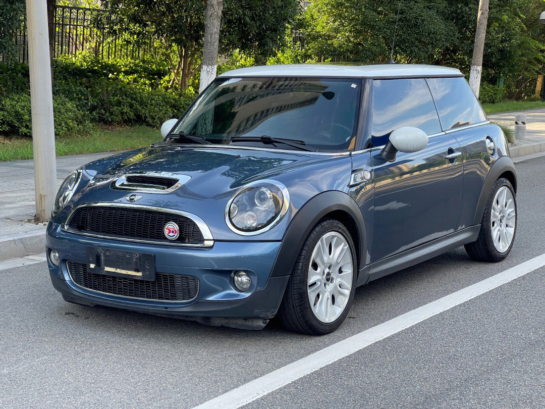 宝马迷你minicoopers16t全款588w