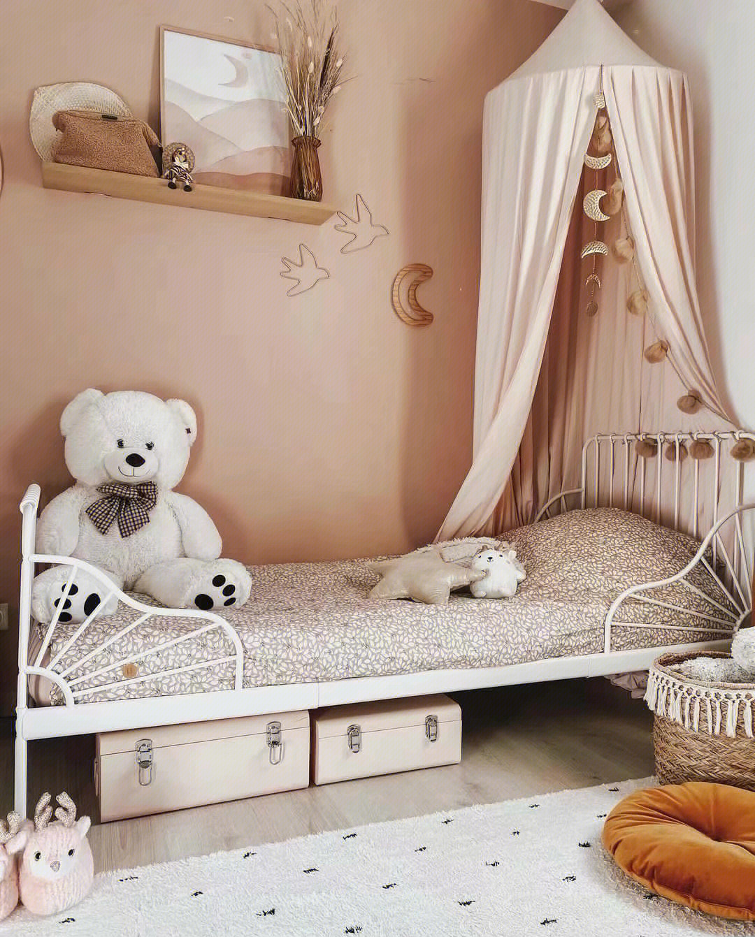 儿童房装修设计参考可爱的大白熊儿童房