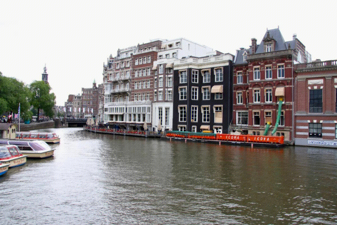 阿姆斯特丹在荷兰黄金时代一跃而成为世界上重要的港口