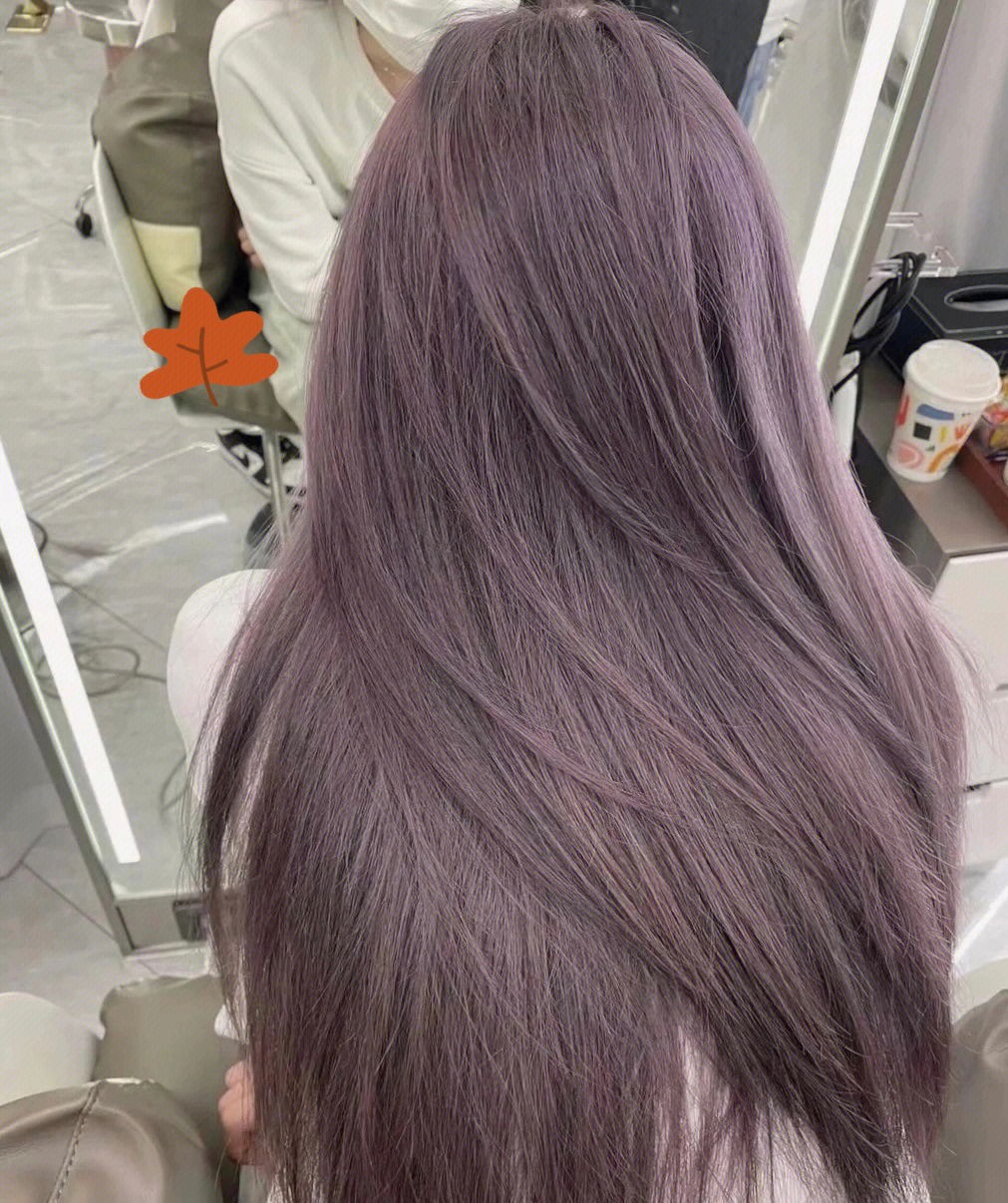香芋灰紫真的很梦幻的发色