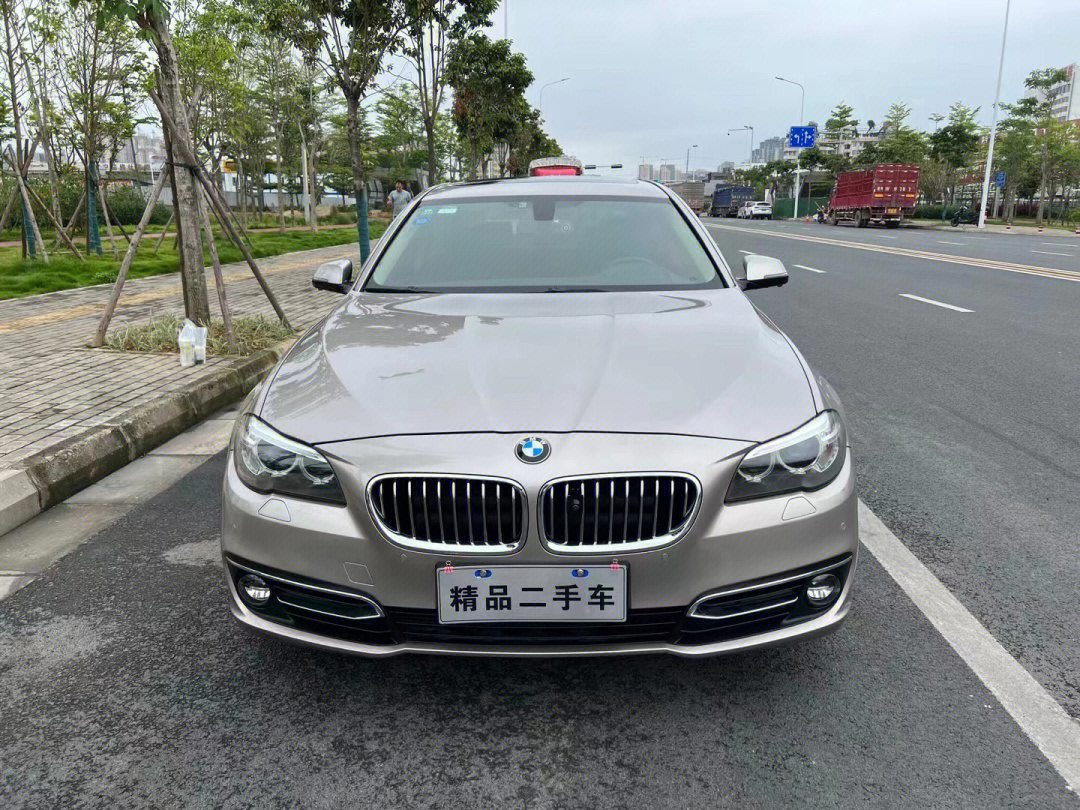 宝马525li 豪华设计套装 2015年10月上牌,本地一手车0过户