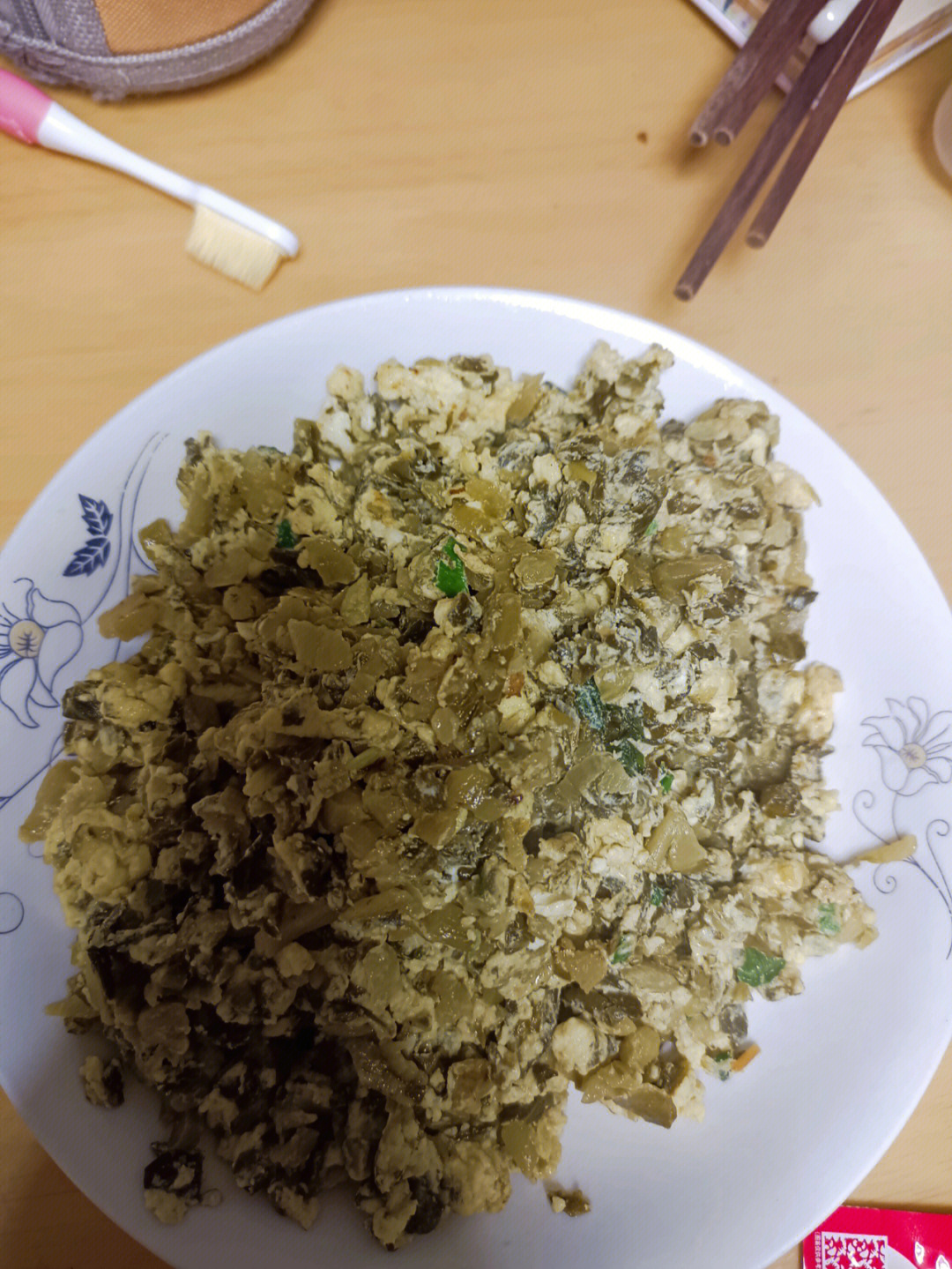 咸菜炒鸡蛋