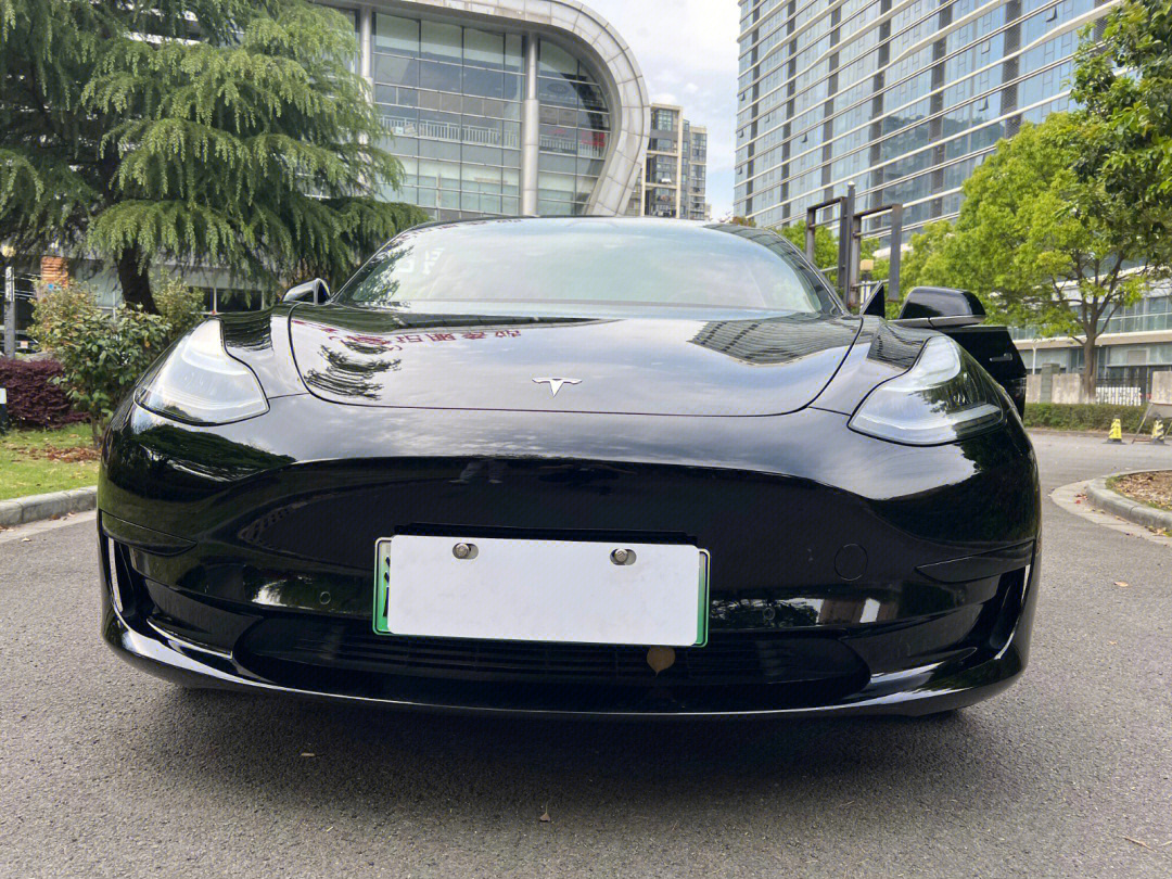 特斯拉model3