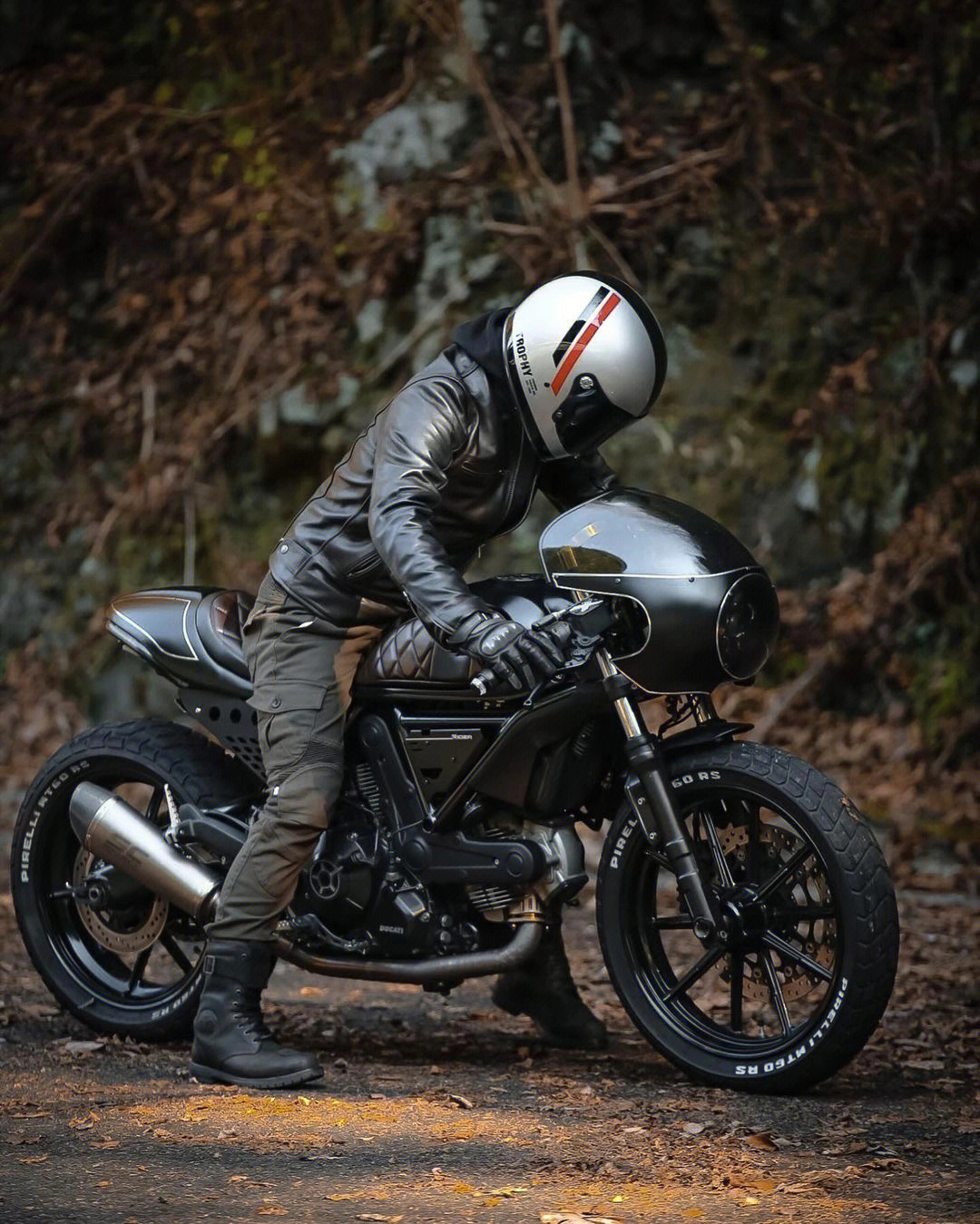 杜卡迪自由改caferacer风格