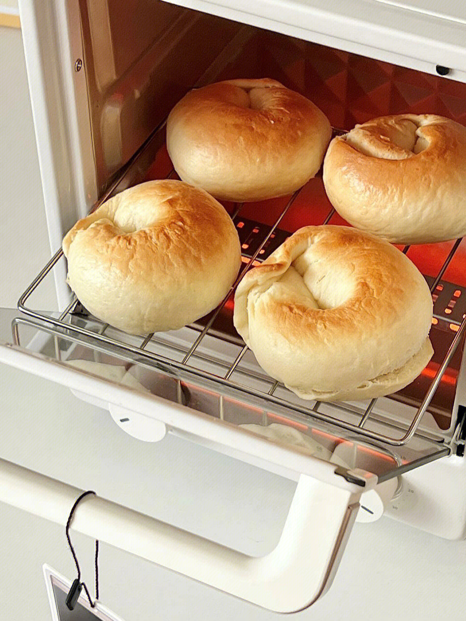 谁说小烤箱不能做面包了75在家实现贝果自由
