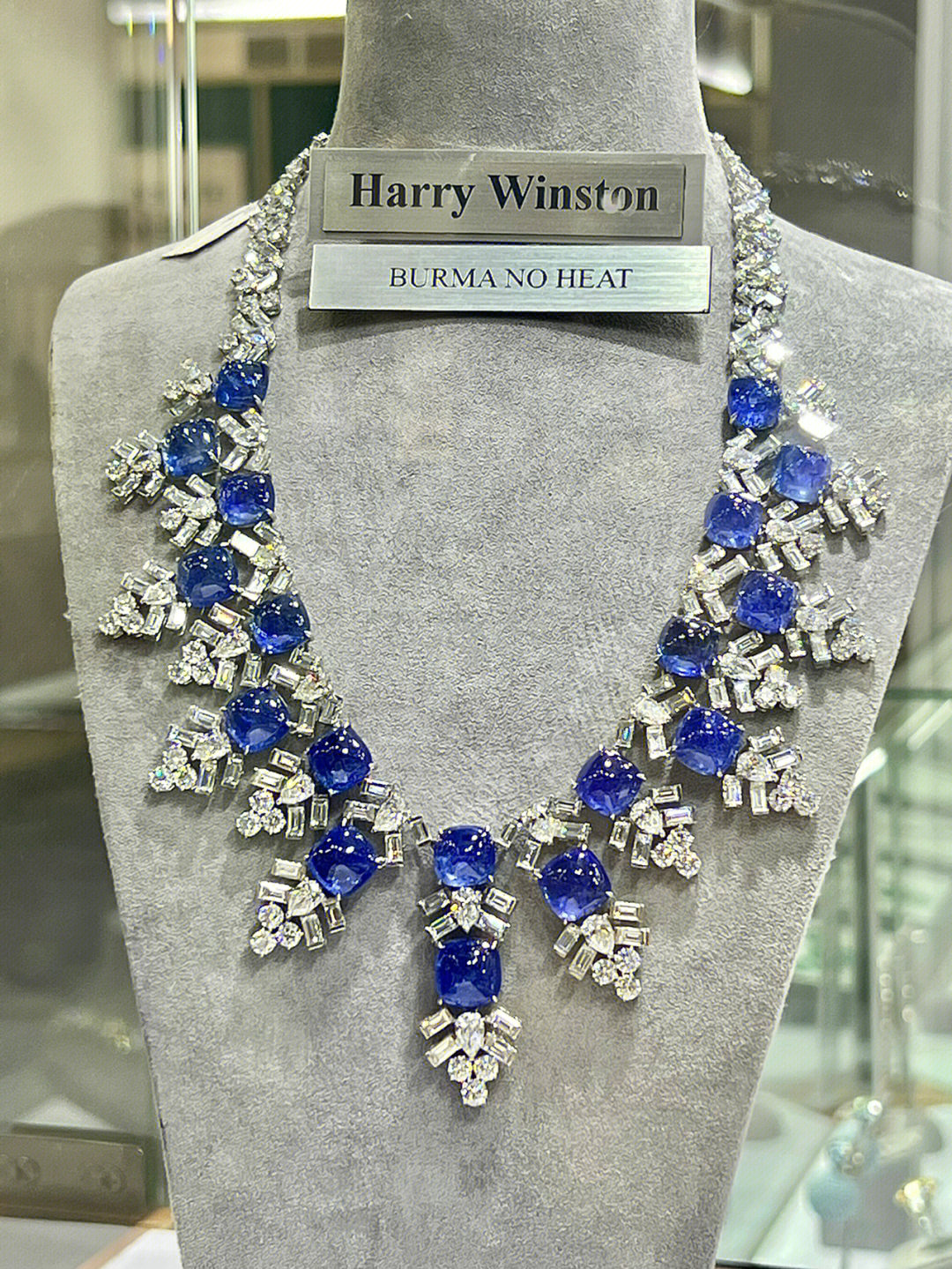 新加坡国际珠宝展harrywinston收藏品