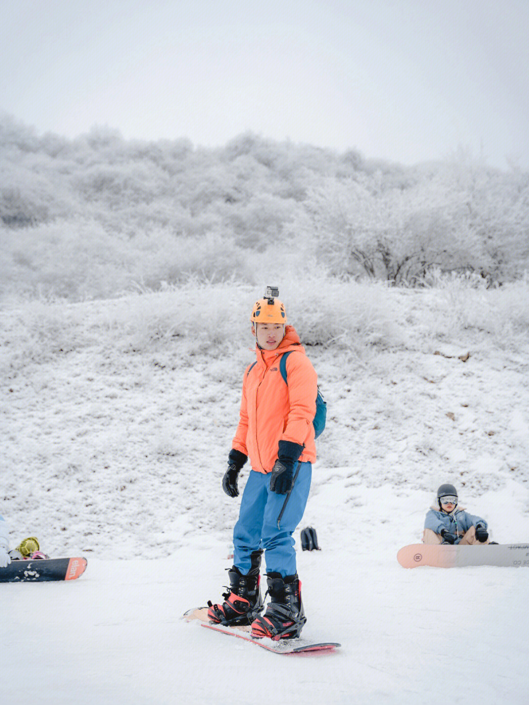 73交通:太子岭滑雪场位于四川阿坝茂县南新镇,距成都大约160km,滑雪