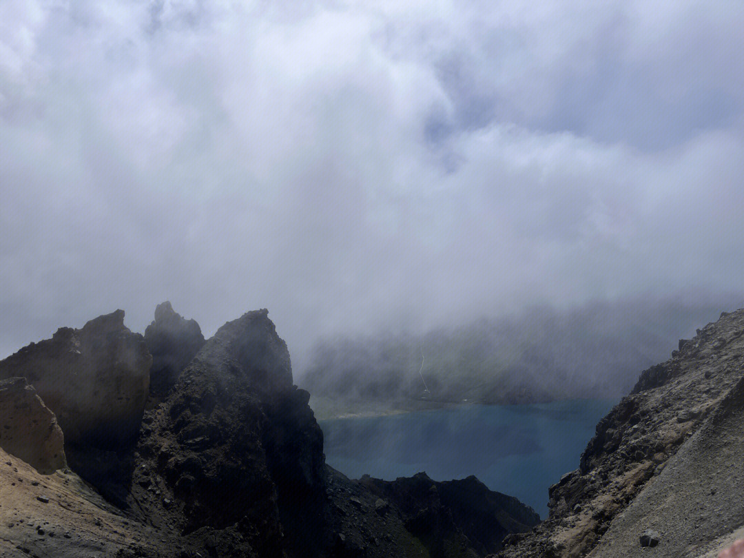 长白山天池景区介绍图片