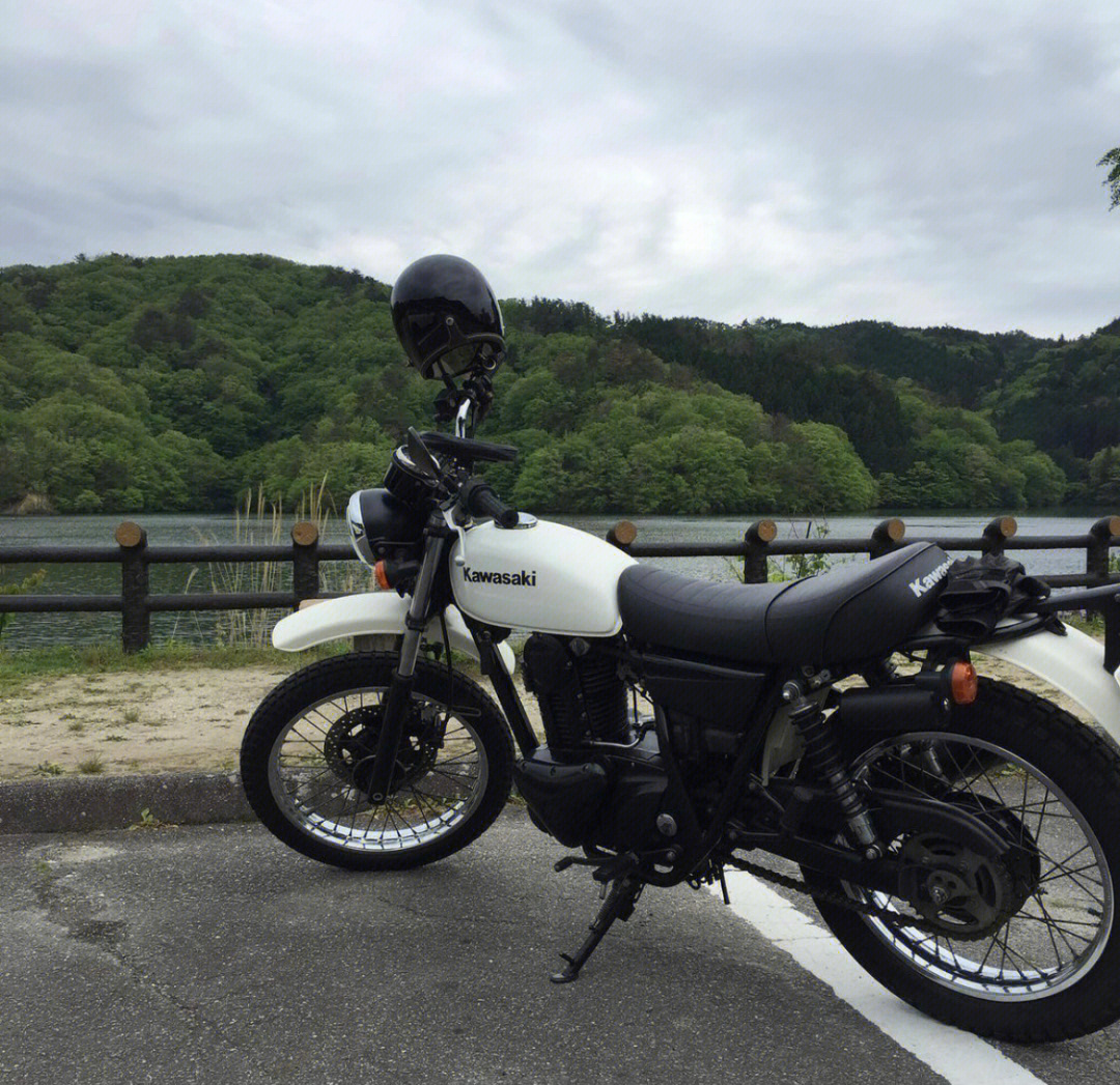 川崎800复古摩托车参数图片