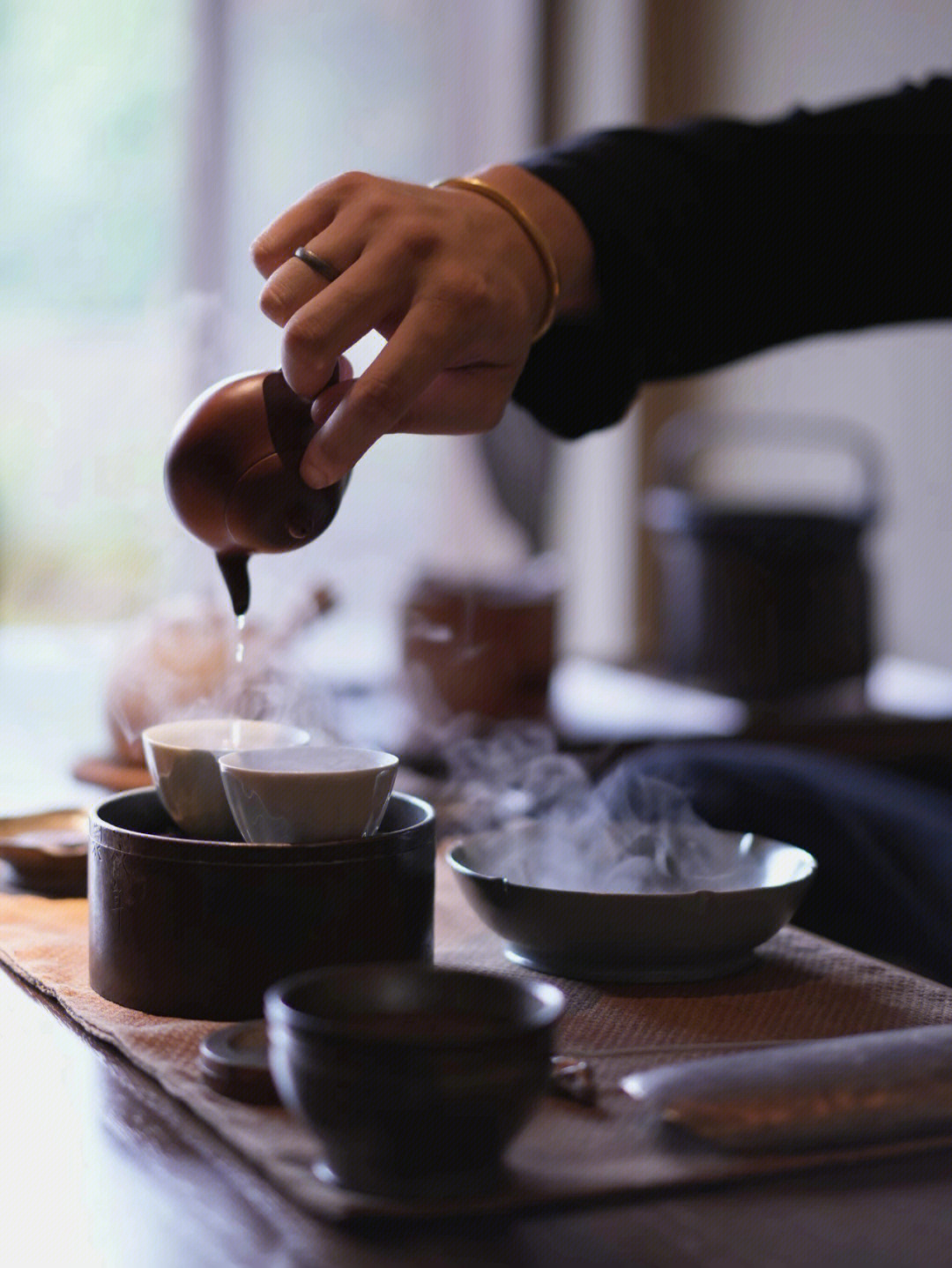 老茶客喝茶为何都讲茶气