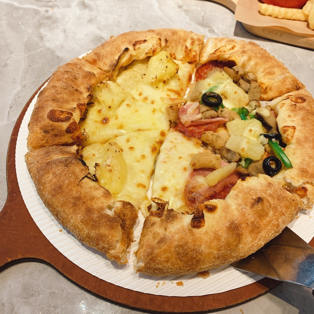 必胜客新品披萨2021图片