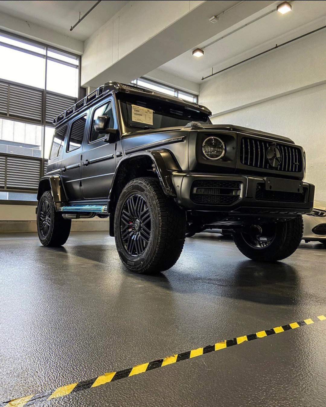 新款奔驰g63amg4x4