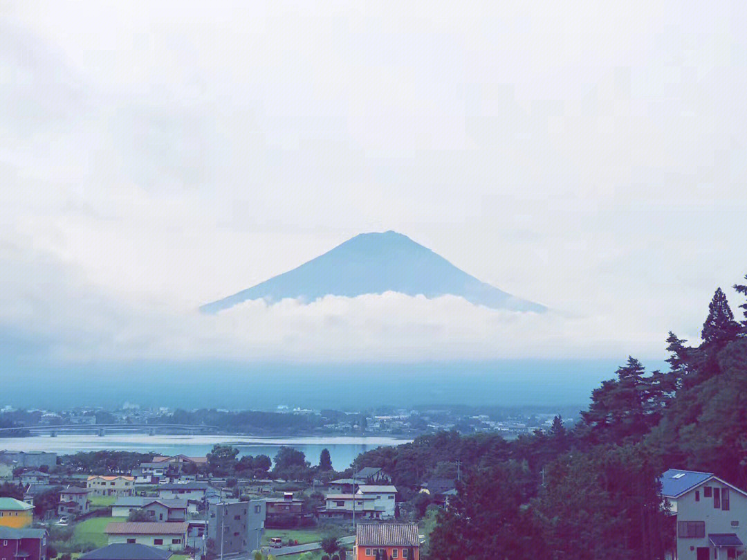 没有雪76的富士山原来也很美
