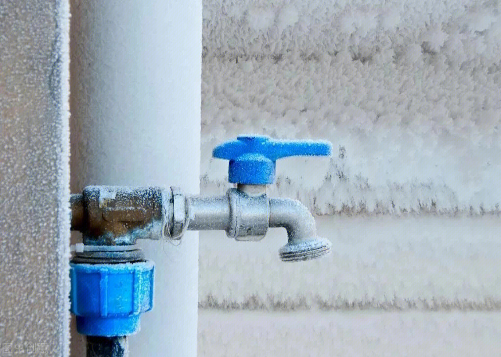 冬季室外排水管防冻图片