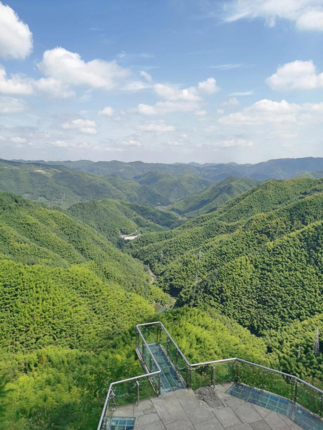 小众网红打卡点白鹿狮峰观景平台