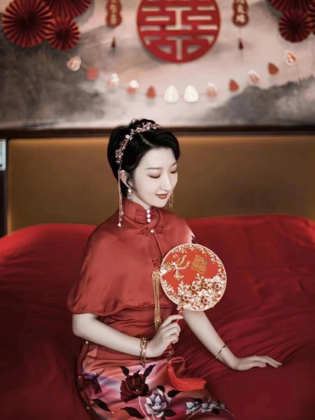短发古韵旗袍国风新中式北京新娘跟妆
