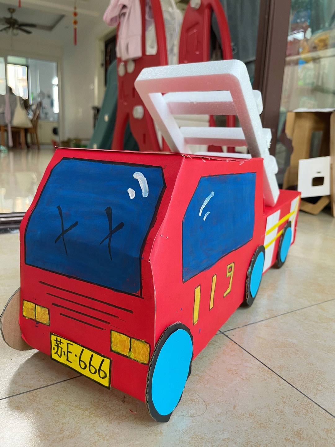 幼儿园手工汽车步骤图片