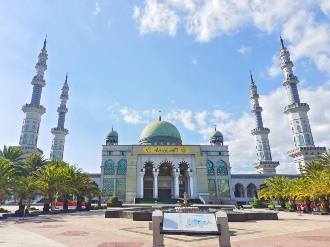亚洲最大清真寺图片