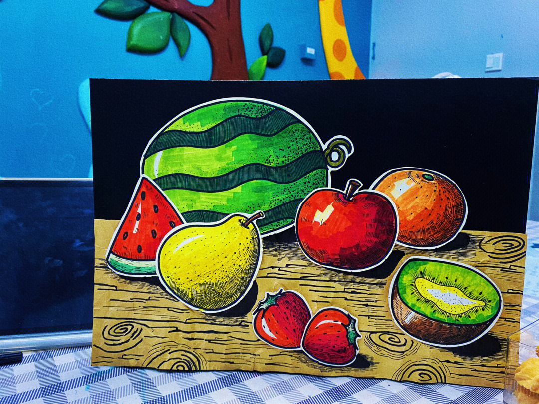 创意美术马克笔线描美味的水果
