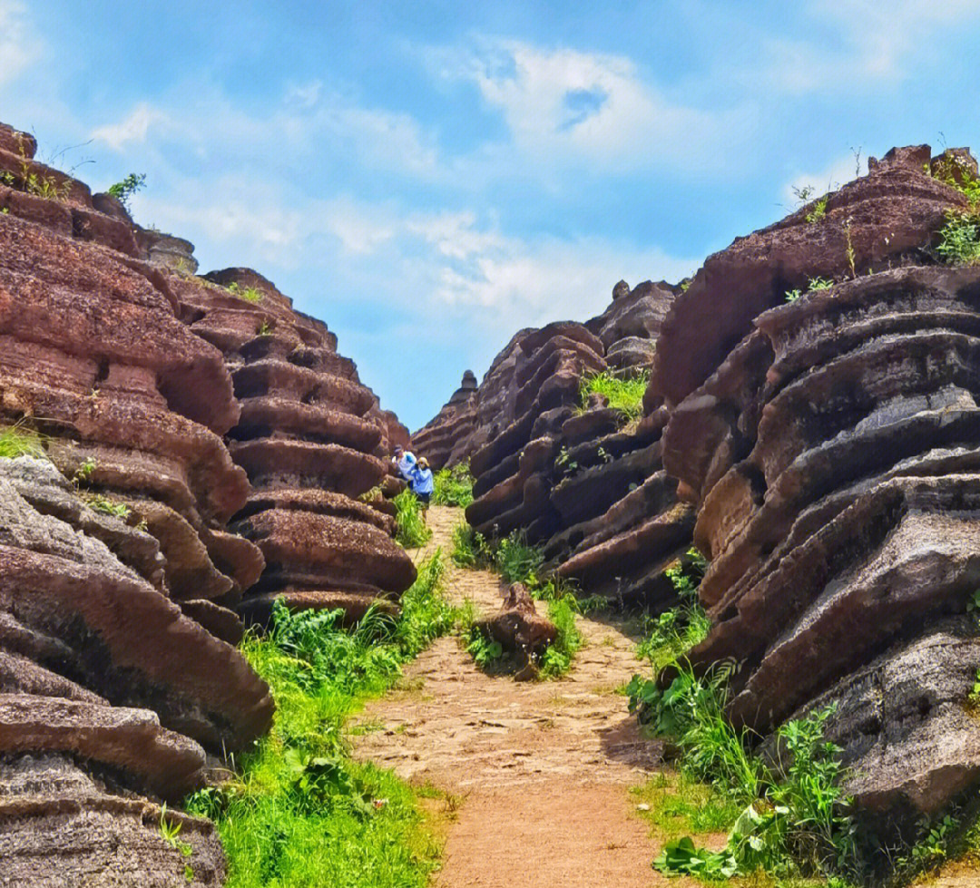 松桃最出名景点图片