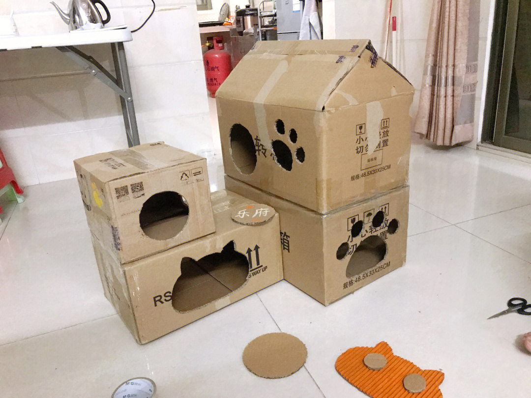 自制猫窝纸箱房子图片