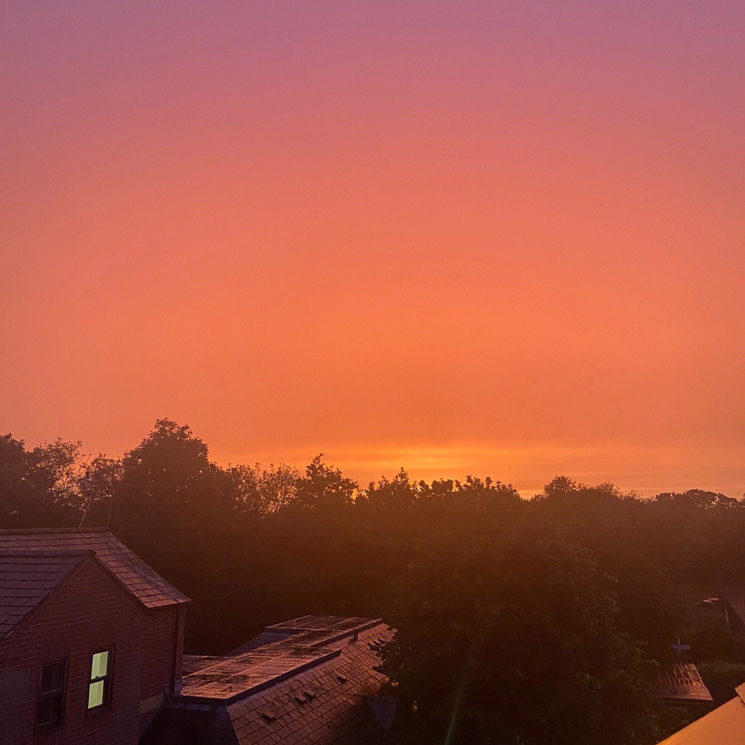 夕阳的颜色变化过程图片