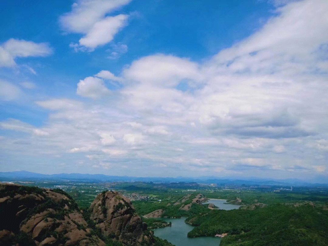 江西龟峰山风景区简介图片