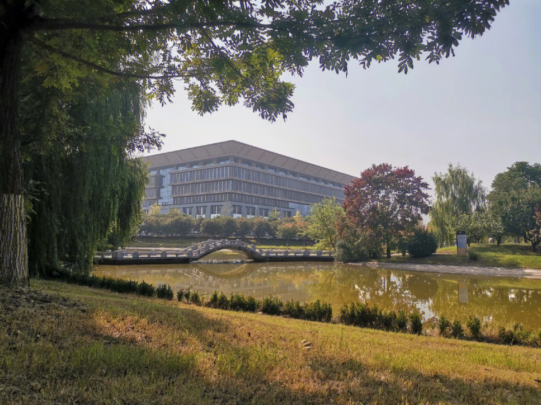 洛阳师范学院