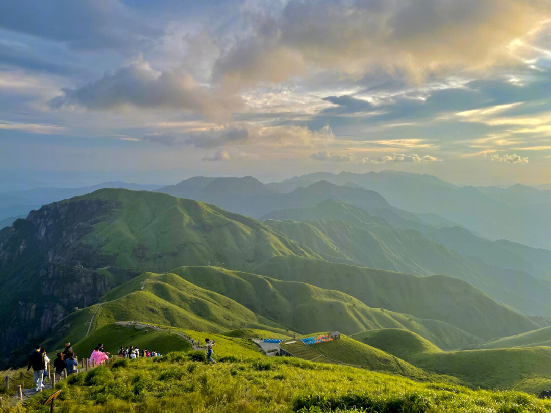 安福县武功山风景区图片