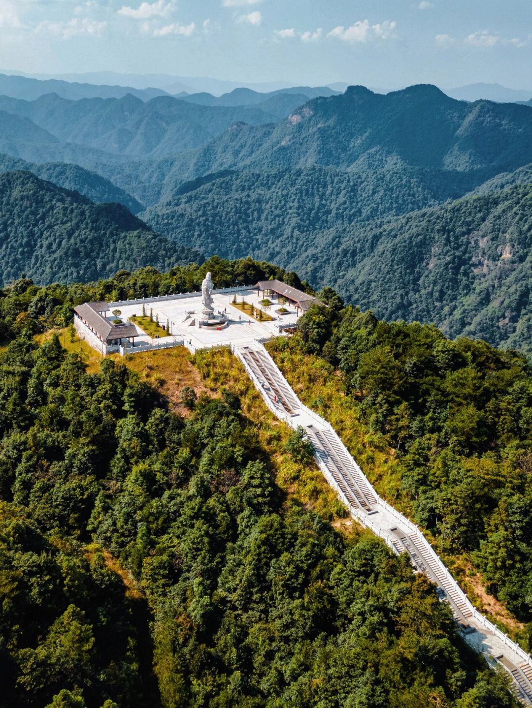 赣州三百山风景区图片