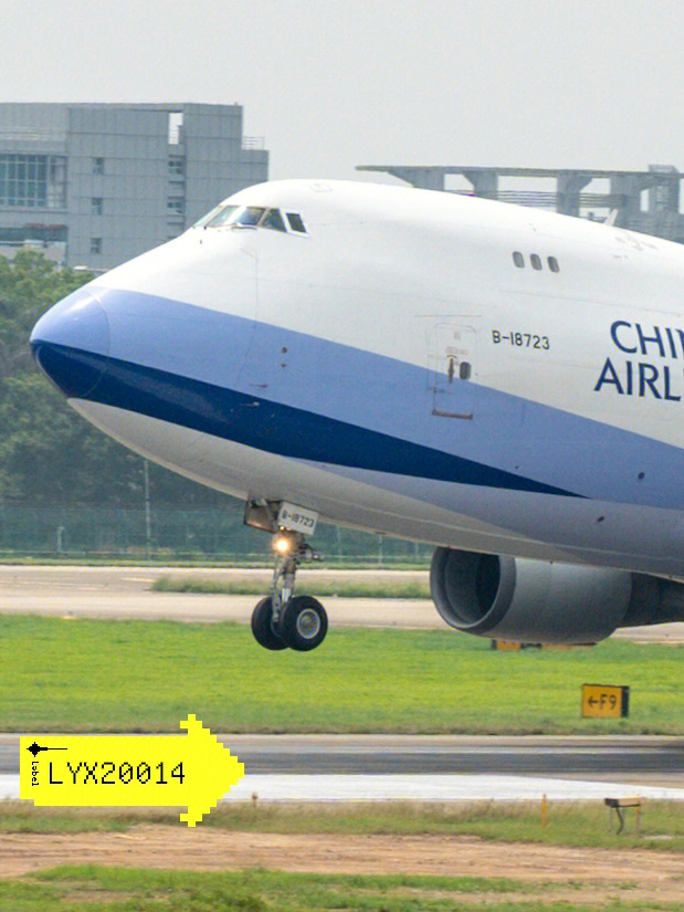 中国台湾中华航空波音747400货机