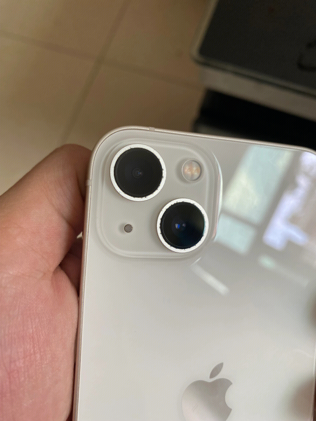 iphone13摄像头集灰