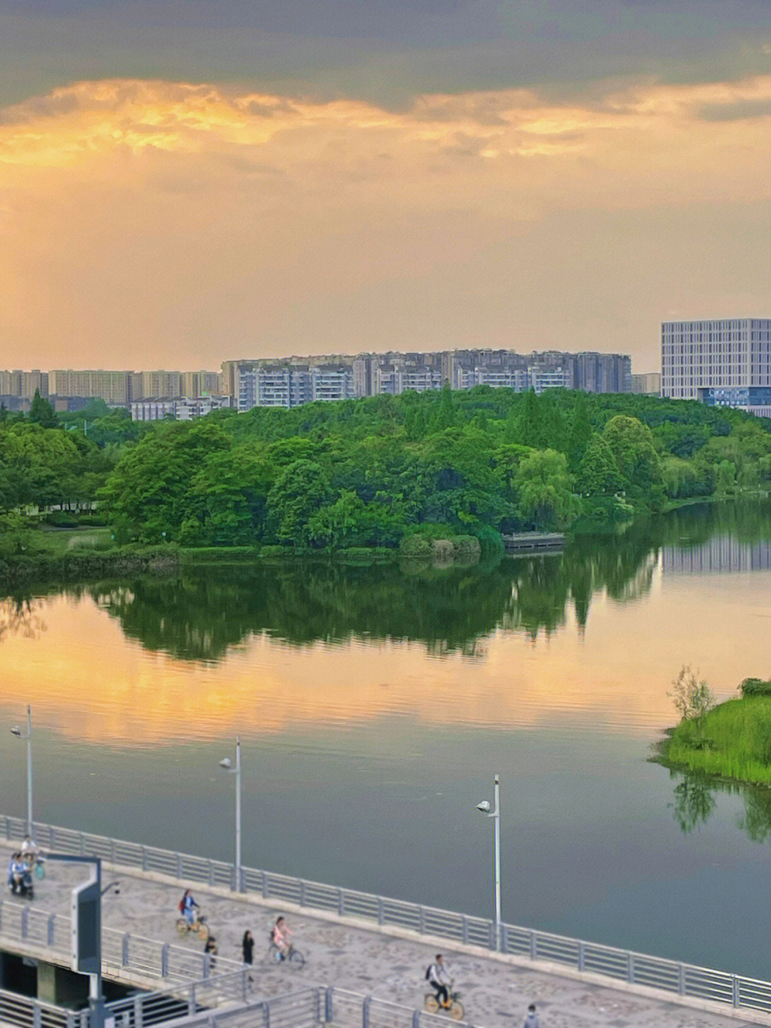 四川大学江安一座山图片