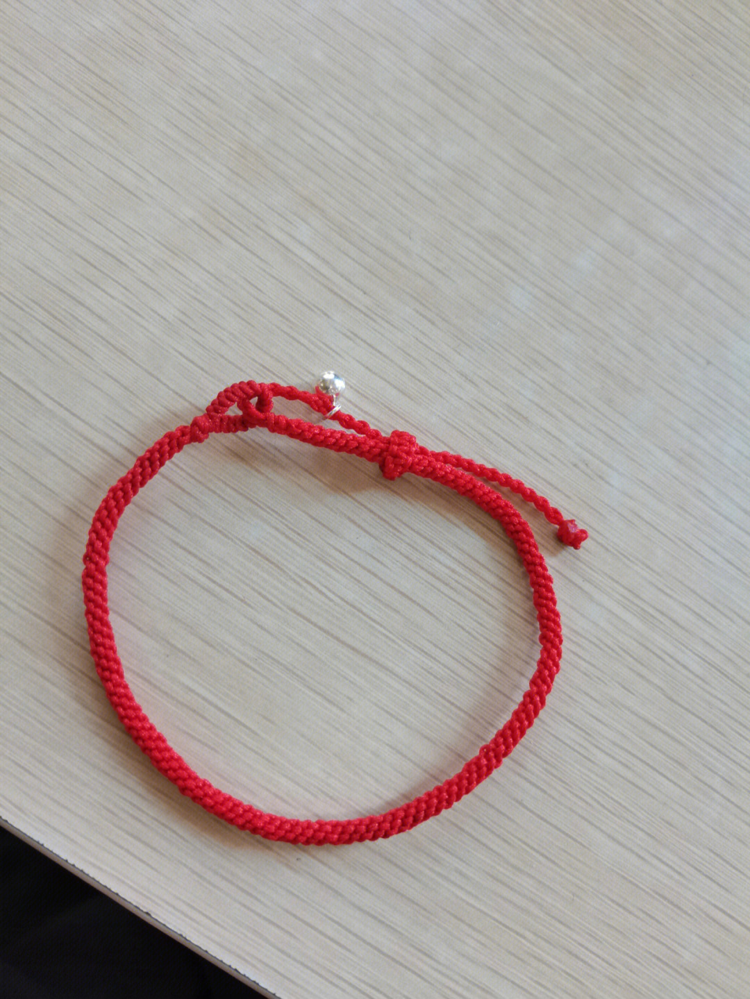 一根红绳项链编法图片