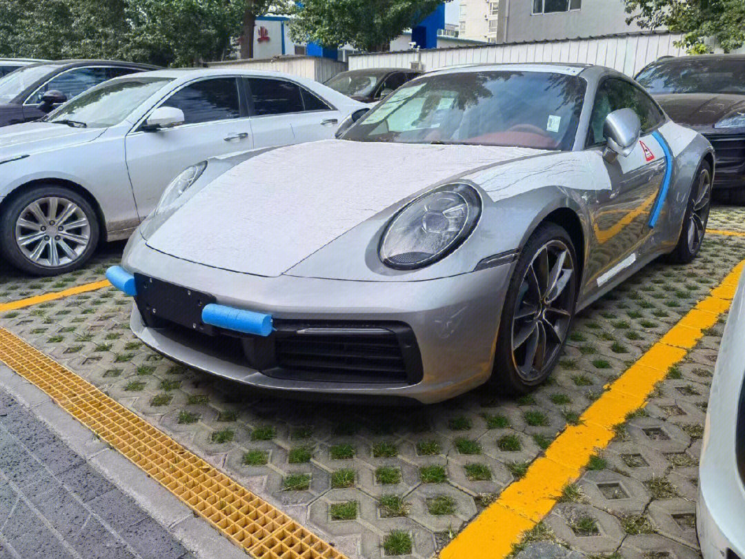 911卡雷拉gt银现车