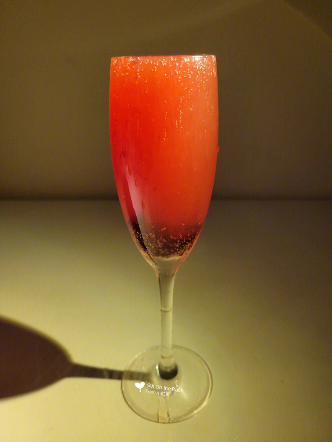 蓝莓姜汁贝里尼blueberrygingerbellini