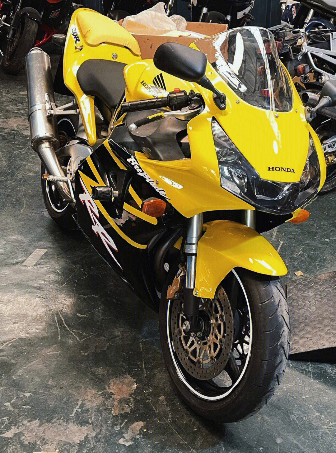 本田cbr954参数图片