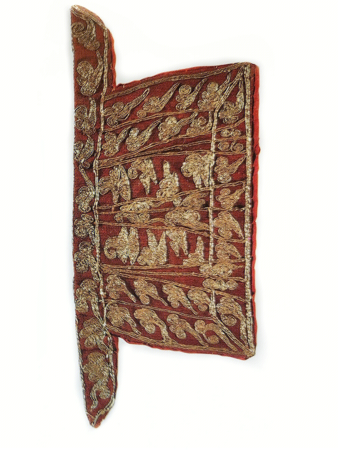 51987年法门寺塔地宫出土现藏法门寺博物馆紫红罗地,红绢衬里