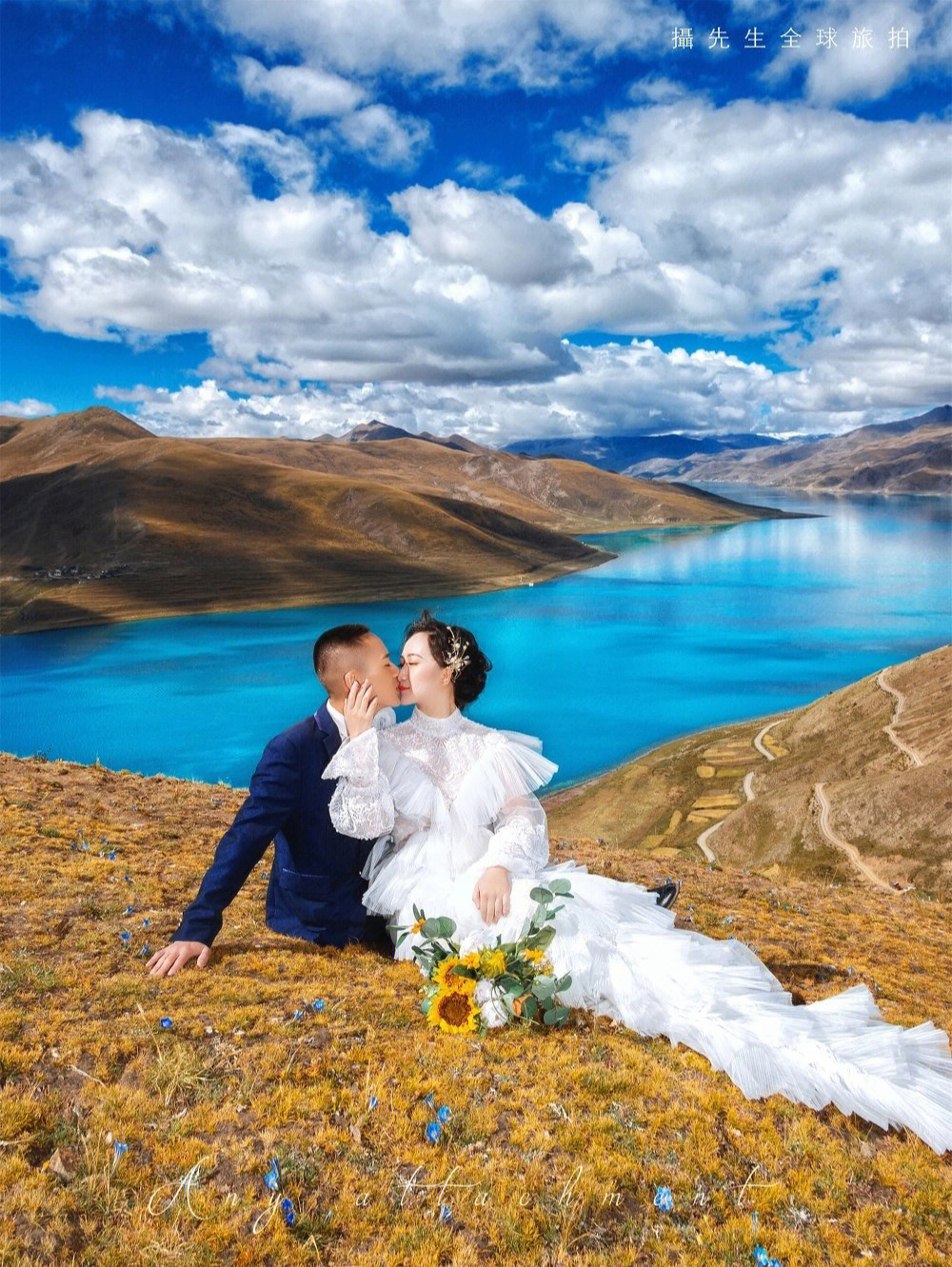 闺蜜强烈推荐的西藏婚纱照羊湖是真的美