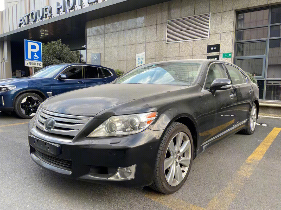 ls400h雷克萨斯报价图片