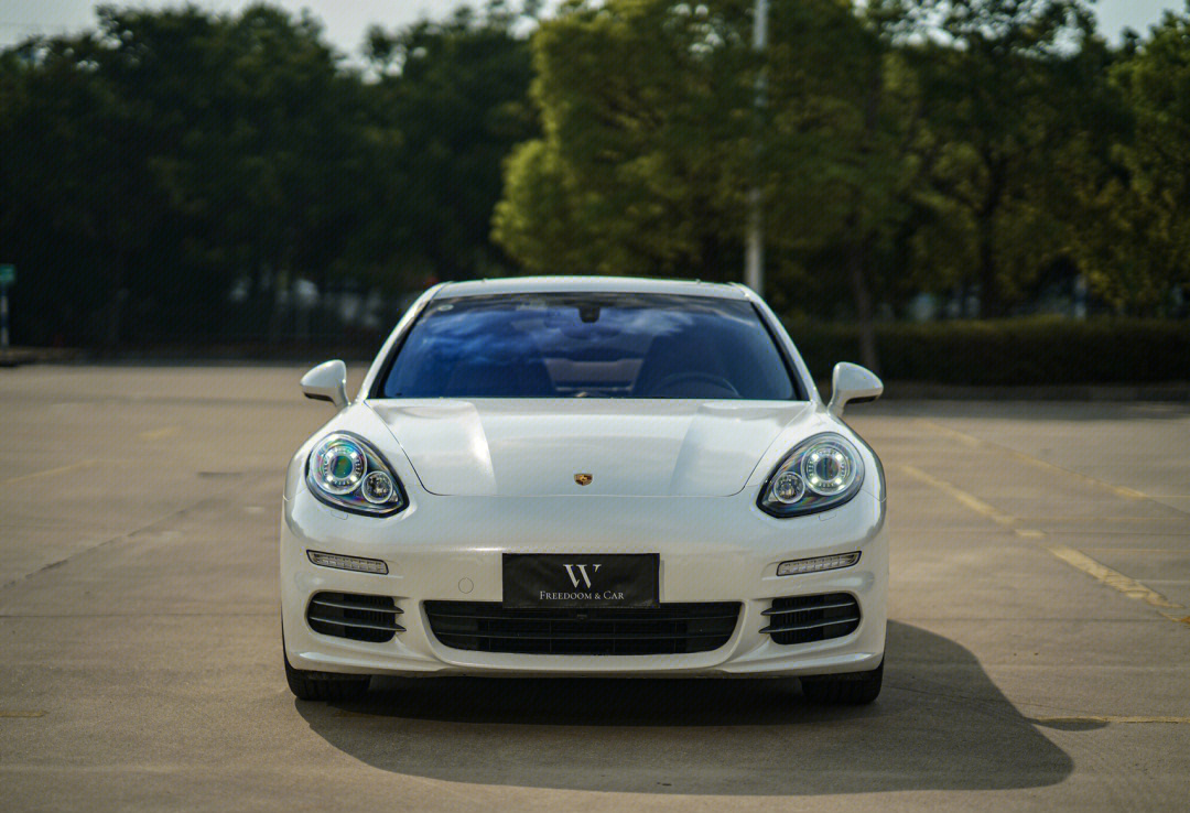 保时捷panamera4