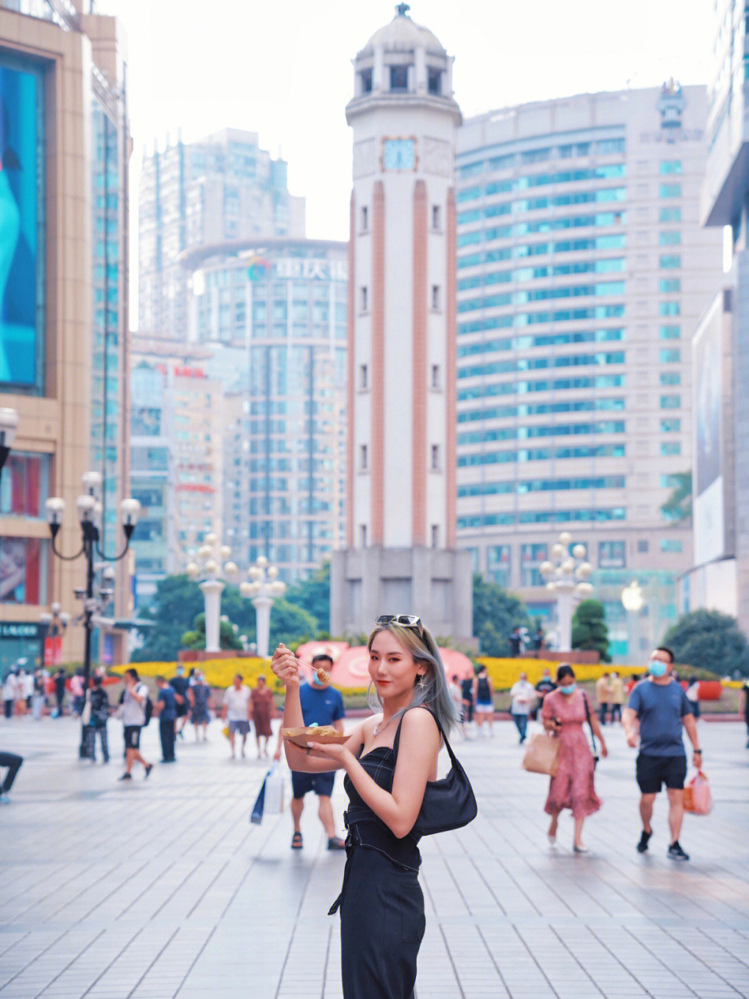 重庆解放碑美女图片