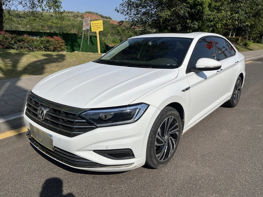 【车辆名称】2019款 速腾 280tsi dsg豪华型 国v