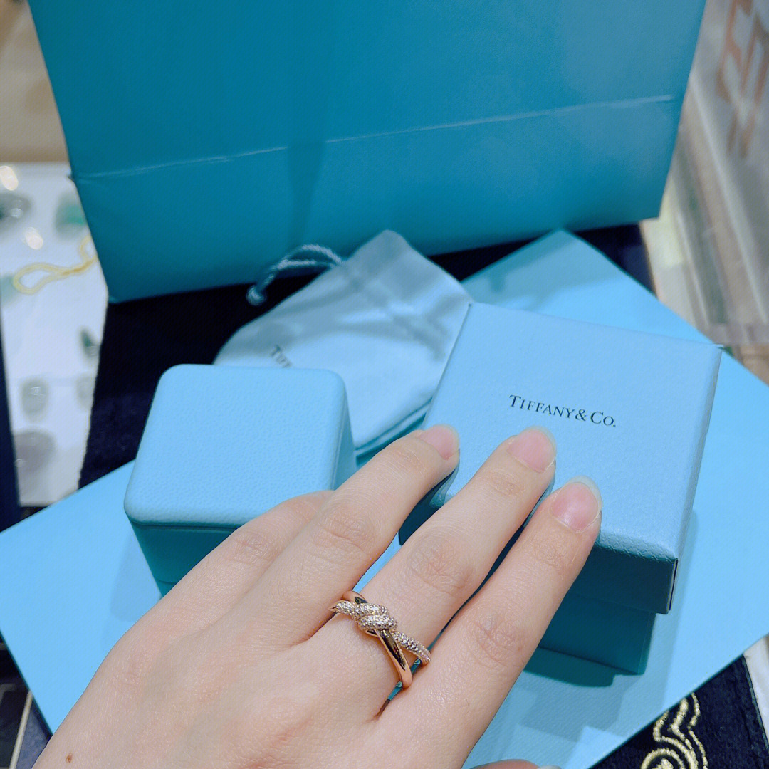 李佳琦同款Tiffany戒指图片