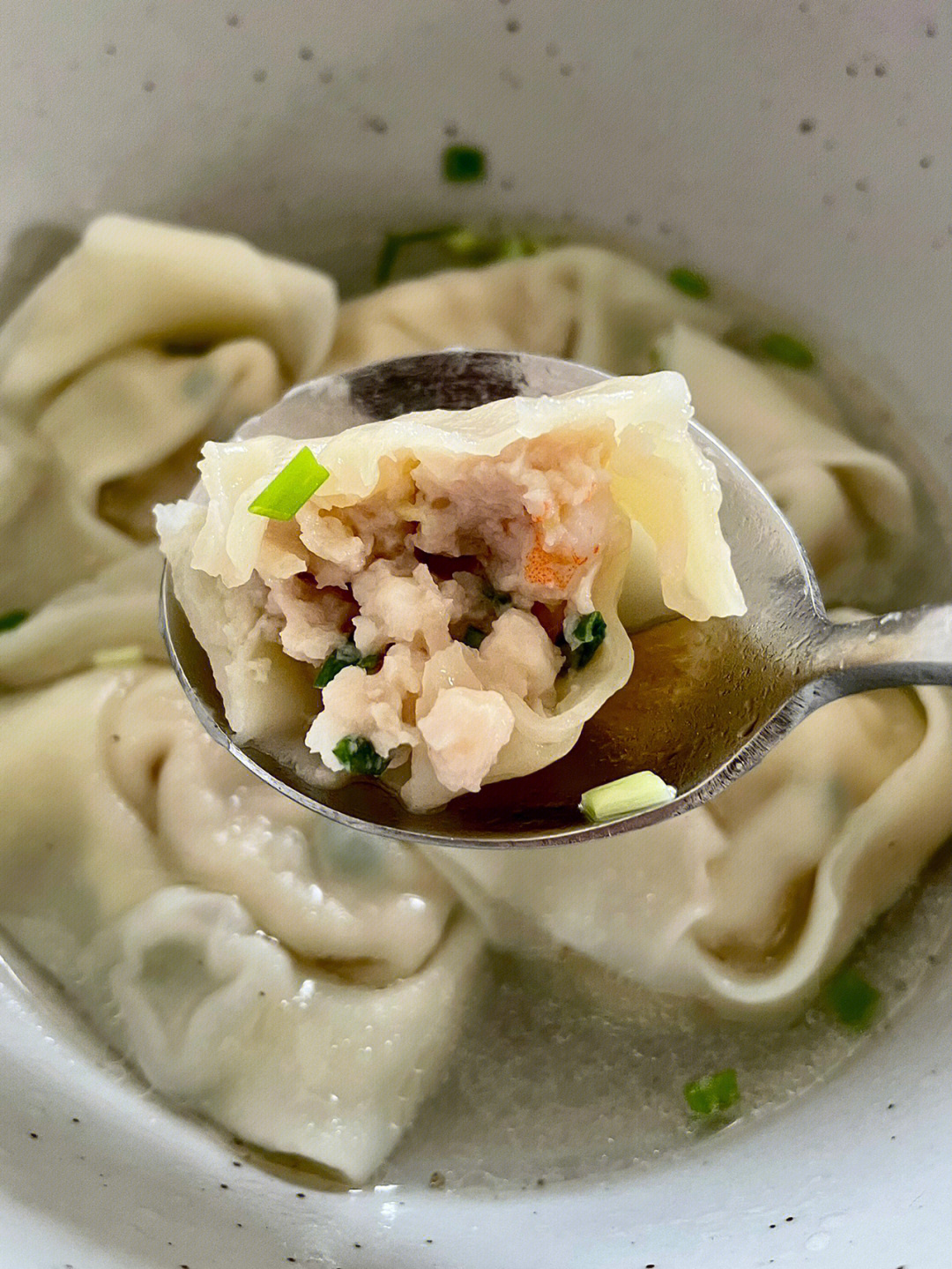 虾肉大馄饨