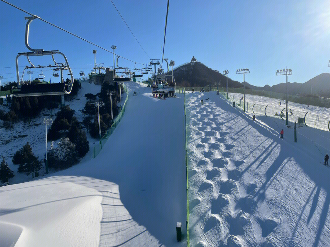 门头沟滑雪场图片