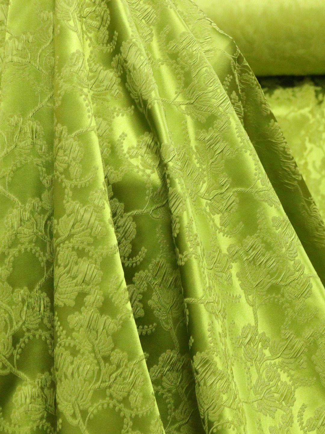 真丝浮雕冠乐绉提花缎丝绸服装设计师面料